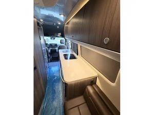 รถบ้านมือสองปี 2021 รุ่น Airstreams Interstate Grand Tour EXT 3500 Class B สภาพดีเยี่ยม - Product Image 3
