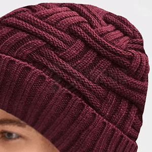 Gorro de viaje con estampado digital bordado con logotipo personalizado al por mayor, gorro de punto de fibra acrílica de color sólido, accesorio cálido para invierno - Product Image 4