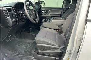 PRÊT À CONDUIRE - VÉHICULE D'OCCASION À VOLANT À GAUCHE |   Conduite à droite |   CHEVROLET SILVERADO 1500 CREW CAB VIA MOTORS VTRUX 4×4 2015 - Product Image 5