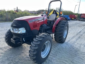 Tracteur chenillé IH Farmall 50A 4x4 30 CV d'occasion en bon état pour équipement agricole - Product Image 2