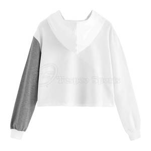 Utilisation extérieure à la mode femmes hiver haut court sweats à capuche tenue décontractée avec col à capuche avant Logo doublé conception différents Styles - Product Image 2