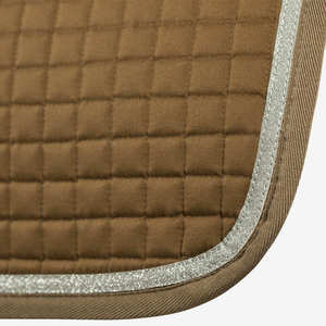 Selle de cheval tout usage de haute qualité, personnalisée, confortable, pour dressage, équipement d'équitation anglais, fabriquée en coton et rembourrage en polyester - Product Image 2