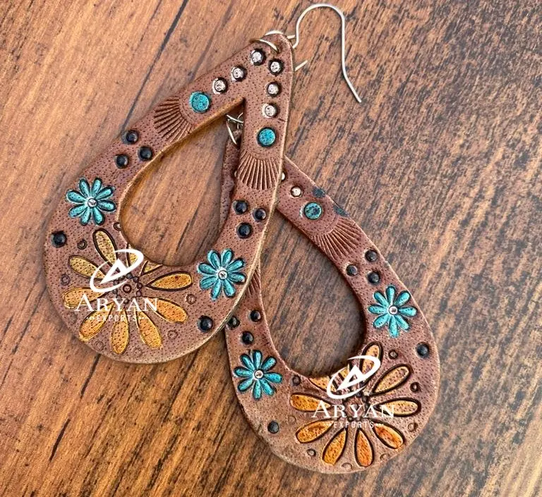 New Arrival Western Style Hand Tooled Carving Leather Earrings Women Cute Trendy Teardrop Earring Tooled Leather Western Jewelry