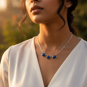 สร้อยคอเงิน 925 พร้อมพลอยสีน้ำเงินสำหรับผู้หญิง สวมใส่ได้ทุกวันและเป็นของขวัญ - Product Image 1