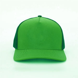 Casquette de baseball 5 Panel imperméable à l'eau en polyester vert armée avec trou découpé au laser Casquette de sport perforée pour golf Gorras Rubber Patch Logo - Product Image 3