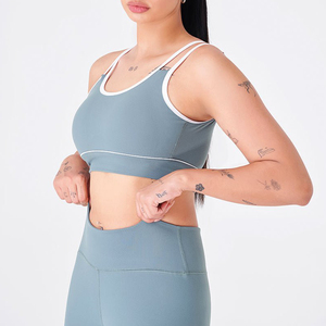 Vêtements de yoga réversibles de haute qualité pour femmes, ensemble de sport à motif uni tendance personnalisé, options de tailles plus grandes pour adultes - Product Image 6