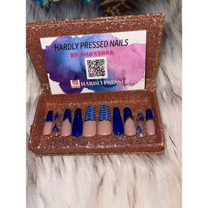 Blue Snake Skin Press on Nail Art Unique and Eye-catching Design - Product Image 1