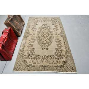 Alfombra vintage de 3.9x7 pies (120x212 cm), alfombra turca con diseño de plantas y árboles marrones - Product Image 1