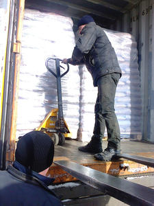 Pellet di Legno a Buon Mercato/Pellet di Legno di Pino a Prezzo di Fabbrica/Pellet di Legno di Qualità 6mm-8mm Servizio di Imballaggio OEM Sacchi da 15kg su Pallet - Product Image 6