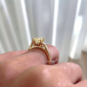 Bague de fiançailles élégante et tendance en diamant de laboratoire de forme marquise, jaune fantaisie, clarté VVS, certifiée IGI, or blanc, or rose, jaune - Product Image 5