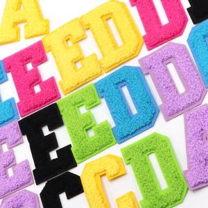 Patchs de lettres en chenille brodés en 3D personnalisés, vente en gros, patchs en tissu coloré pour vêtements, patchs de broderie pressés à chaud - Product Image 2