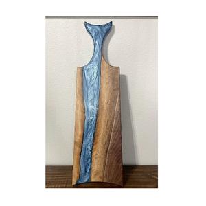 Modern <b>resin</b> chopping board handcrafted with <b>clear</b> <b>epoxy</b> and wood grain perfect for everyday use and stylish dining - Product Image 4