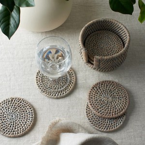 Sous-verres en rotin de couleur carrée et naturelle Sous-verres en bambou faits à la main pour sous-verres en osier de rotin pour le salon - Product Image 5