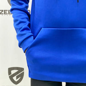 เสื้อฮู้ดผู้ชายคอลเลคชั่นใหม่สำหรับฤดูหนาว ผ้าฝ้ายฟลีซ 100% ปักลาย 3 มิติ พิมพ์ลายตามสั่ง เป็นมิตรต่อสิ่งแวดล้อม ทรงโอเวอร์ไซส์ แบรนด์สั่งทำพิเศษ - Product Image 6