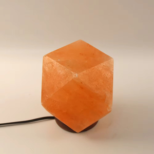 Lampe en forme de diffuseur de diamant de lampe de sel de l'Himalaya sculptée à la main de haute qualité pour la décoration de veilleuse meilleur prix à vendre - Product Image 6