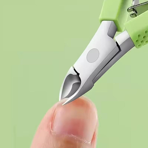 Pinza para cutículas con revestimiento de titanio de primera calidad, diseño de mandíbula de precisión duradero para uñas de los pies, logotipo personalizado, precio competitivo - Product Image 2