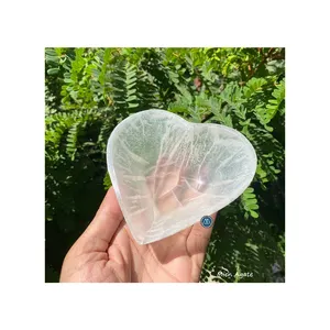 Natural High Quality Carved Selenite Heart Shaped Bowls 5 inch Hand Carved Moroccan Selenite Bowl For Sale
