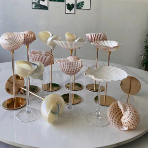 Vietnam Natural Seashell Martini Glass Diseño exclusivo hecho a mano Perfecto para eventos y regalos Bodas Eventos de Navidad - Product Image 1