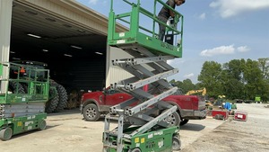 2012 GS2632 Élévateur électrique à ciseaux/flèche utilisé pour la construction avec composants de base Pompe à moteur Moteur Boîte de vitesses et pompe - Product Image 6