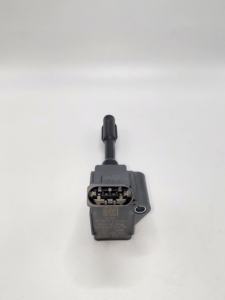 Orijinal EA888 GEN <span class=keywords><strong>3</strong></span> otomatik motor parçaları ateşleme bobini 06kvw 110p VW Audi A3 için A4 A5 A6 A7 A8 Q3 Q5 S8 06hvw 110l 06k110110c - Product Image 3