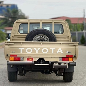 Land Cruiser Pickup 4x4 LHD Tendance et Performant - Product Image 2