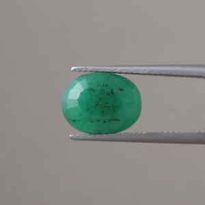 Esmeralda Natural Certificada por IGI, Piedra Preciosa Suelta al por Mayor, 5.15 Quilates, Corte Ovalado, 14x10mm, Verde Premium, Encerado/Aceitado - Product Image 2