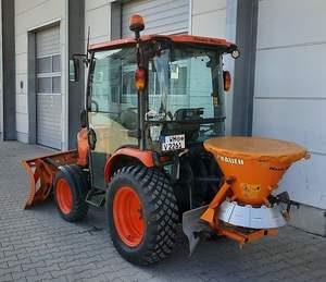 2023 para Kubota B2231 Tractor de cargador frontal nuevo motor buen estado bomba de engranajes núcleo caja de cambios componente Tractor a pie para la venta - Product Image 6