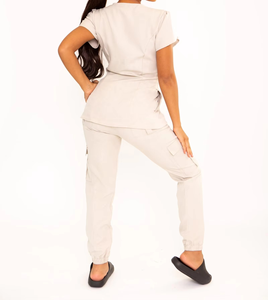 Nouveau style de haut et de pantalon pour femmes Scrubs Uniformes médicaux à manches courtes Uniformes médicaux de haute qualité pour le travail Scrubs Sets - Product Image 4