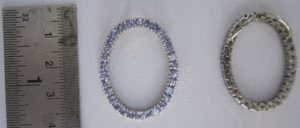 Pendentifs vintage en tanzanite avec diamant, plaqué rhodium, breloque perle sertie clos, style vintage élégant - Idéal pour un cadeau - Product Image 1