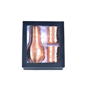 Carafe en métal de chevet pichet pot à sucre en cuivre avec ensemble de 2 gobelets bouteilles d'eau en cuivre poli bouteille en cuivre martelé - Product Image 4