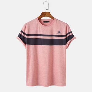 เสื้อยืดคอกลมทรงสลิมฟิตเสื้อยืดแฟชั่นสีต่างกัน - Product Image 1