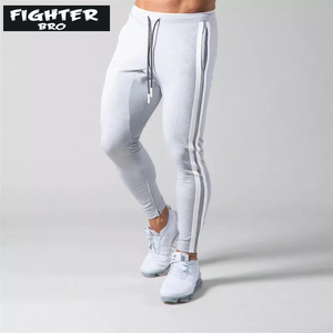 Pantalons pour hommes en tissu polaire de coton, doux, épais, pelucheux, texture chaude, adaptés à la course à pied, à la salle de sport, aux entraînements et aux activités de plein air en saison froide - Product Image 1