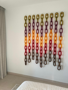 Modernos Adornos de Pared de Cadena Acrílica, Hechos a Mano con Resina, para Decoración del Hogar, por Abdul Rehman Enterprises - Product Image 6