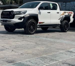 UTILISÉ RHD/LHD 2024 Toyotaaasss Hi-lux GR Sport - Product Image 3