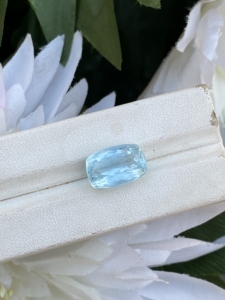 เบาะเพชรพลอยสีฟ้ากะรัตธรรมชาติ8.68กะรัตตัดเป็นเพชรพลอยอัญมณีสีขาวที่น่าตื่นตาตื่นใจหลวมสำหรับทำเครื่องประดับวัสดุมรกต - Product Image 2