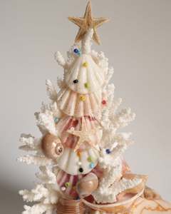 Décoration d'arbre d'art de coquille de mer | 8.5 pouces de haut | Coquillages cueillis à la main - Product Image 3