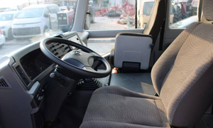 Toyota Coaster 2024 de 30 Plazas con Motor Diésel - Product Image 4