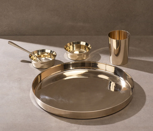 Ensemble d'ustensiles en bronze fin, Handi Kadai Tawa Thali, cuillère de service en métal, pot à ghee, boîte à épices Masala Dani, Roti Dosa Tawa - Product Image 1