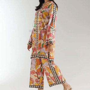 Ensemble Salwar Kameez pakistanais de luxe, léger, 2 pièces, élégant, en organza pakistanais, sur mesure - Product Image 3
