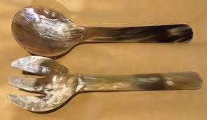 Cuillères de service à salade en corne d'inspiration vigne élégante Fourchettes Poignée décorative unique Couverts Polis miroir pour décor de salle à manger moderne - Product Image 6