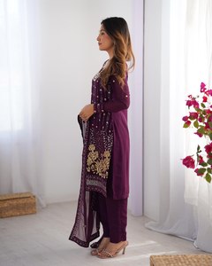 Shalwar Kameez Tradicional 2025 con Bordado de Diseñador, Tela Georgette Sintética, Vestido Corto para Mujer, Ideal para Bodas y Fiestas en India - Product Image 6