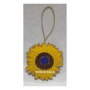 Tissu Matériel Zari Broderie Arbre De Noël Ornement Suspendu Forme De Fleur Avec Travail Perlé Utilisé Pour La Décoration D'arbre De Noël - Product Image 1