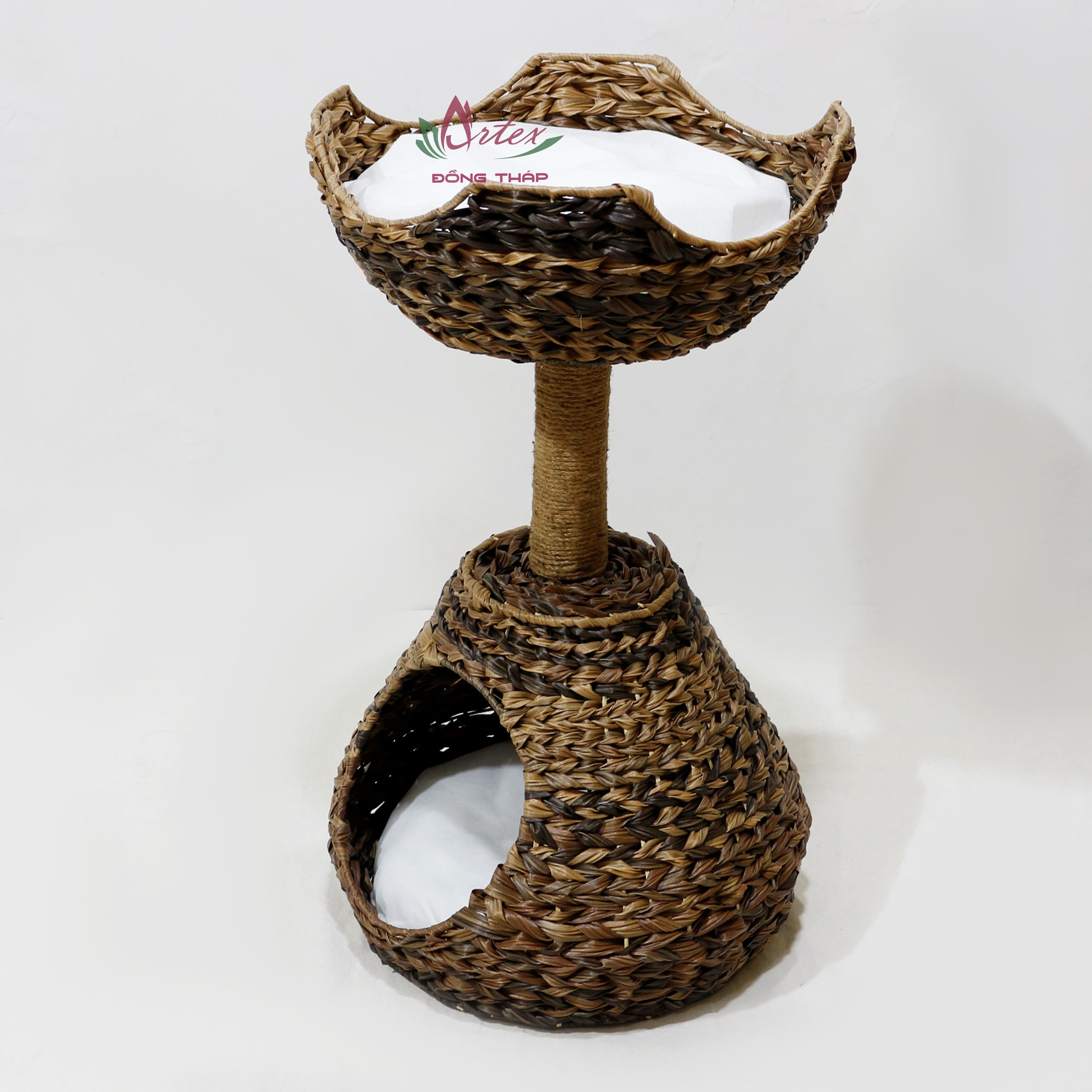 สีน้ำตาล