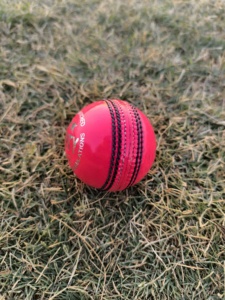 Bola de capas cosida a mano Hardball de color rosa de 156g de alta calidad - Product Image 4