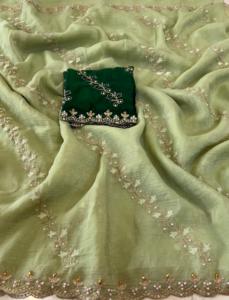 Crunchy chifón Crush seda con hermoso trabajo de bordado corte festoneado Borde de trabajo Blusa-Blusa de trabajo de contraste - Product Image 3