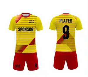 High Quality Custom Men's Vintage Soccer Jersey Set Professional Football Shorts and T-Shirt OEM Service Available