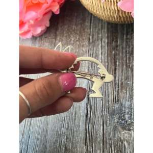 Broche Élégante en Argent Sterling Incrustée de Pierres Multicolores Navajo et Motif Lapin - Product Image 4
