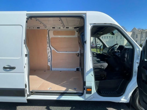 NISSAN INTERSTAR 2022 USADO, Volante a la Izquierda/Derecha - Product Image 3