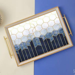 Bandeja de Madera Elegante, Perfecta para Servir Frutos Secos, Bocadillos y Dulces en el Hogar, en Cenas y Ocasiones Festivas - Product Image 1