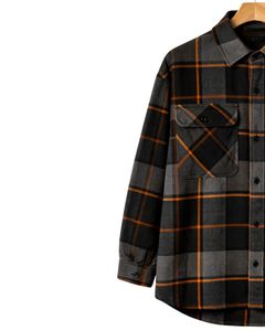 Chemise-veste en flanelle surdimensionnée à carreaux noirs et gris pour homme, avec des carreaux orange, manches longues, boutonnée, vêtement d'hiver personnalisé - Product Image 3